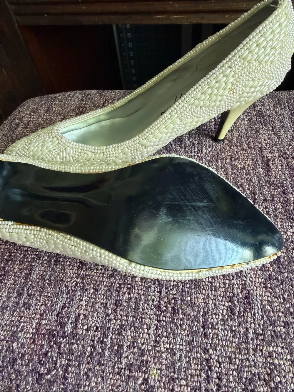 N/A elegant ivory